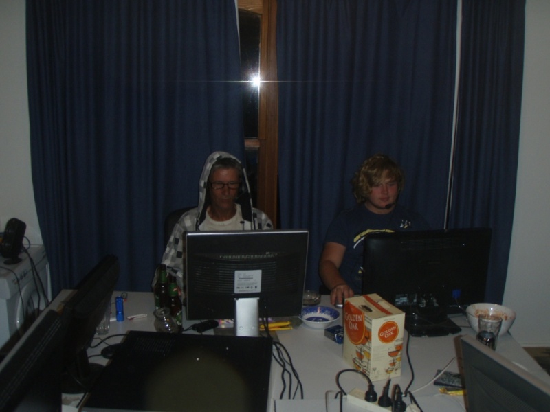 DOA 2010 Lan Pics :D (45 Pics) Vids now up!!! P1234812