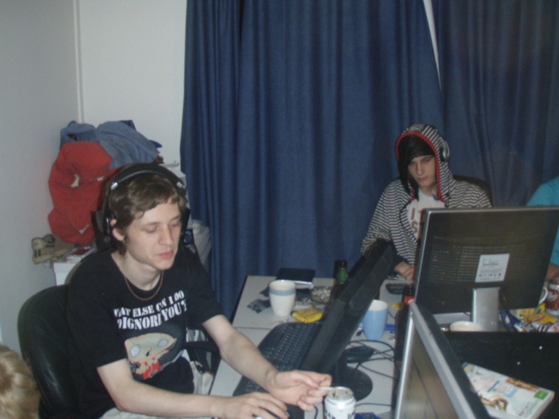 DOA 2010 Lan Pics :D (45 Pics) Vids now up!!! P1254910