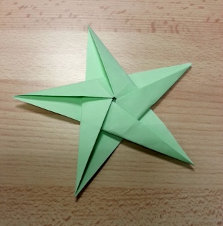 23 novembre : des étoiles ORIGAMI ... Etoile10