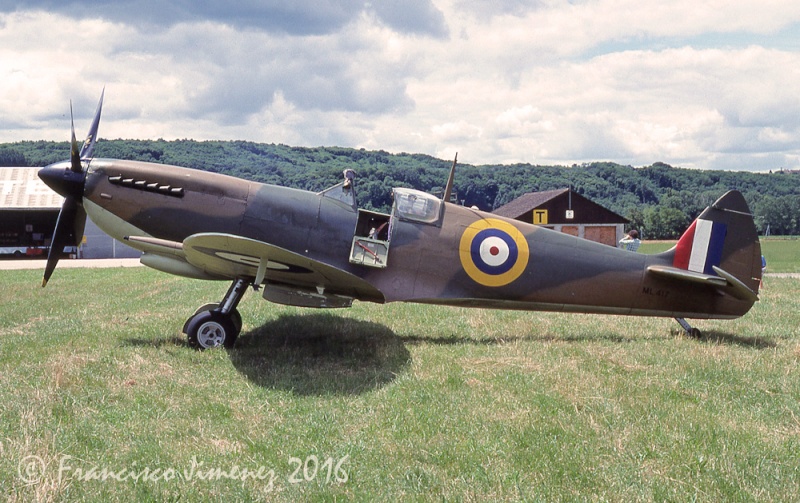 spitfire - Page 8 Img11310