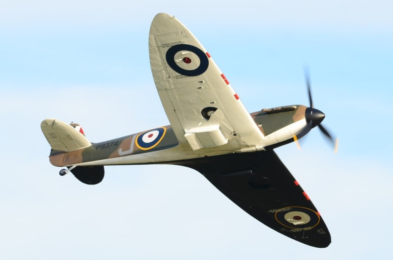 Spitfire Mk. IIa Revell 1/32 [Loic]  - Page 5 4810