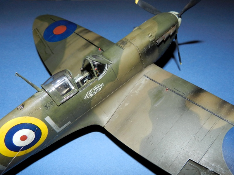 Spitfire Mk. IIa Revell 1/32 [Erik]  - Page 14 Dscn2612