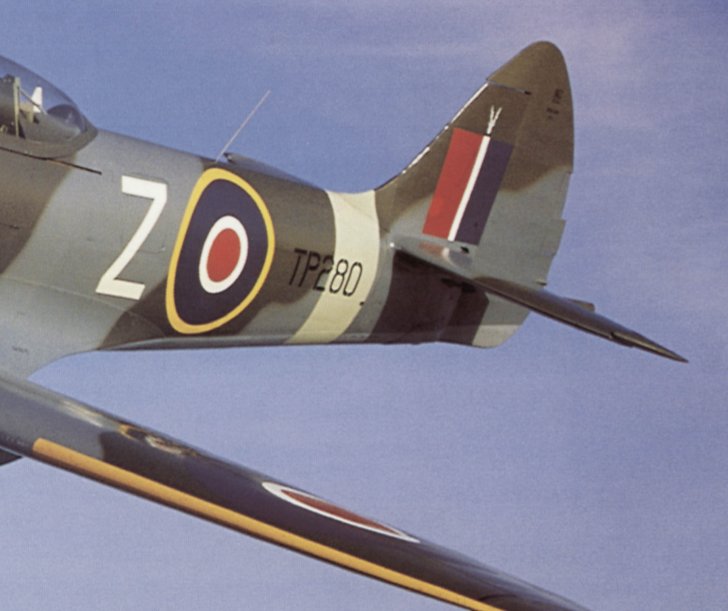 Spitfire Mk. IIa Revell 1/32 [Abbygaëlle] - Page 8 Spit1210