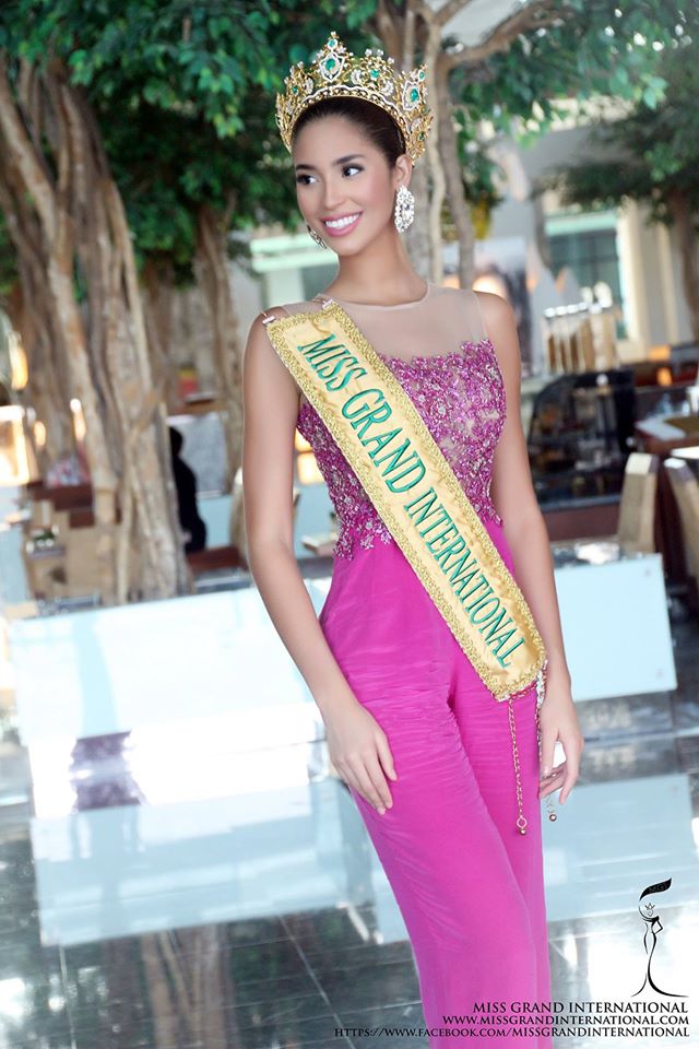 Miss Grand International 2015 -Official Thread - Anea García - Dominican Republic- RESIGNED!! - Page 3 12237910