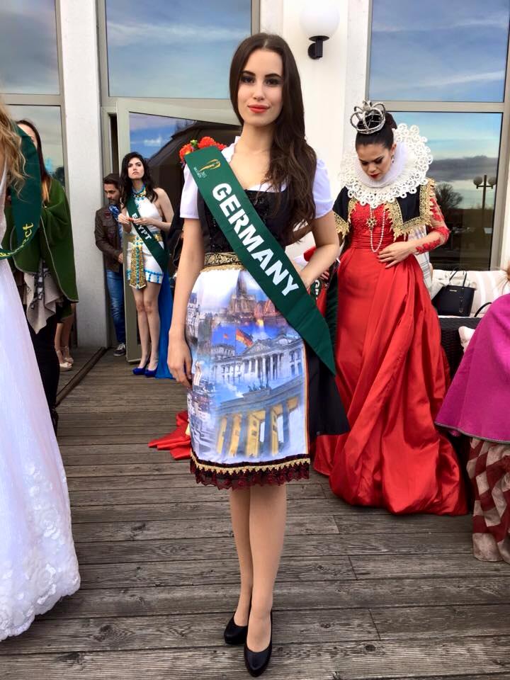 **MISS EARTH 2015- COVERAGE** - Page 2 12246715