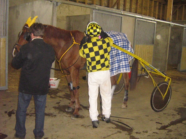 Demain je vais aux courses à Argentan avec mon patron Img_2710