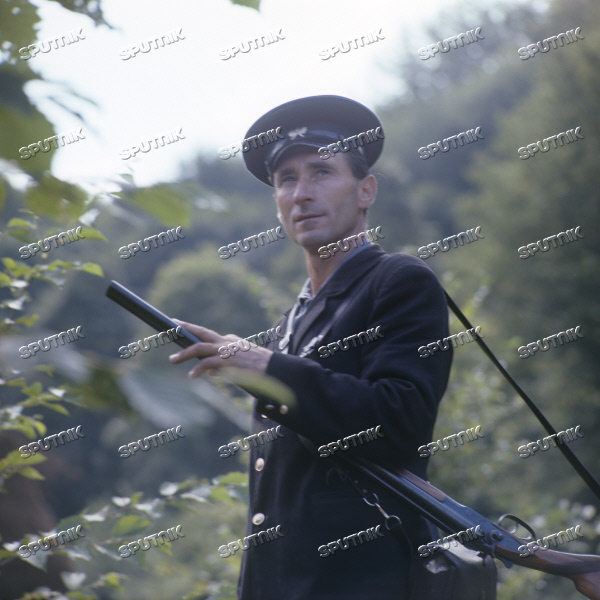 Les uniformes civils soviétiques [URSS] Rian_510