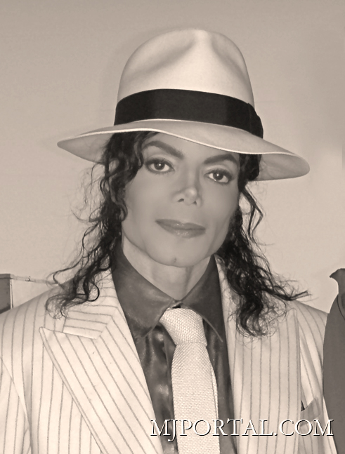 photos de Michael en noir et blanc 11spkj10