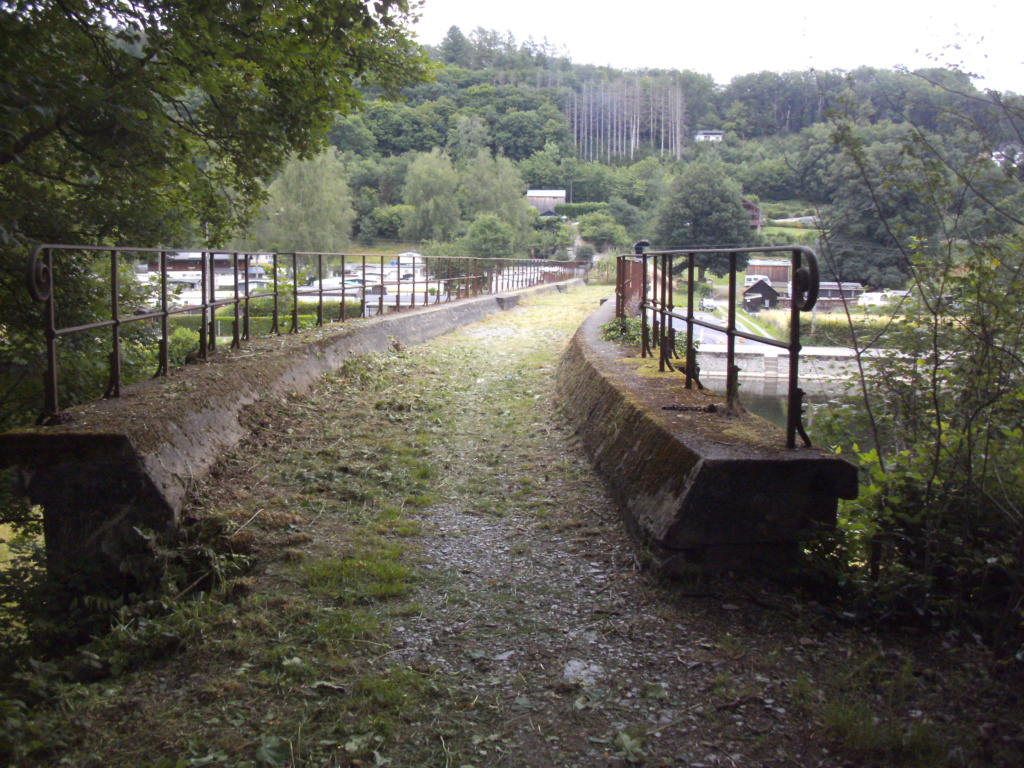 RAVel L524 Gedinne - Vresse-sur-Semois - Alle-sur-Semois et Vresse-sur-Semois-Membre Pict4413