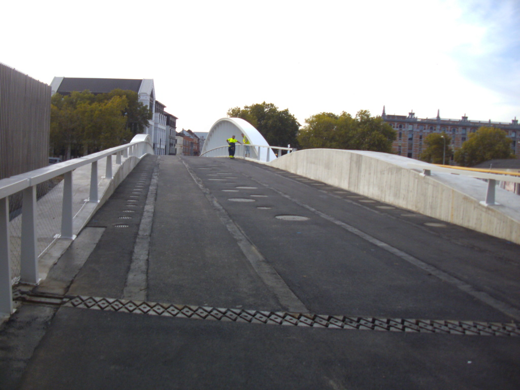 ICR9: nieuwe fietsbrug over kanaal Suzan_11