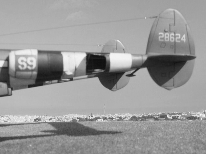 P-38J Conversion to F-5E in 1/32 P-38_f12