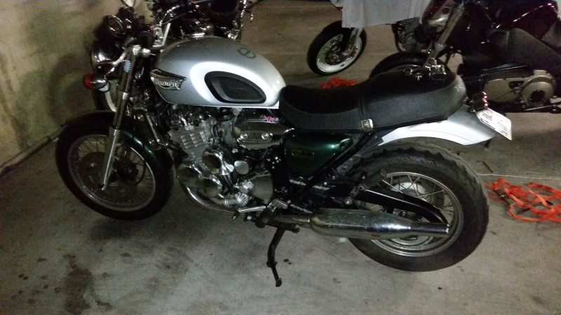 modification triumph adventurer en cafra... 20151012