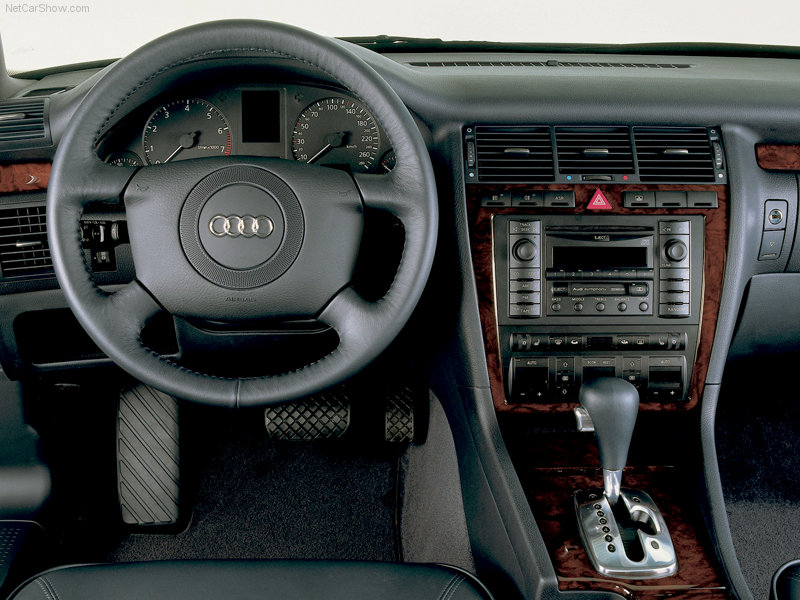 Topic Officiel > Audi A8 "D2"  [1994-2OO2] Audi-a25