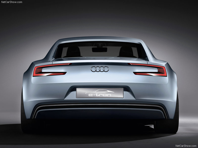 Topic Officiel > Audi R4 Concept [2010] Audi-e15