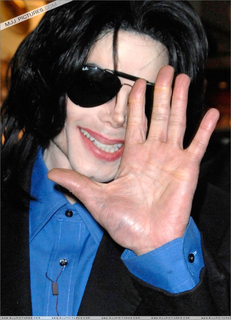 Le mani di Michael - Pagina 19 023110