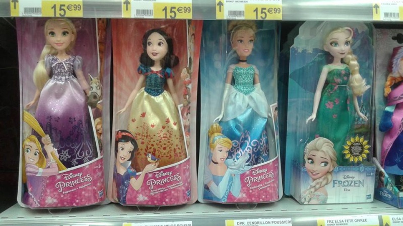 Disney dolls par Hasbro (2016) - Page 6 12662710