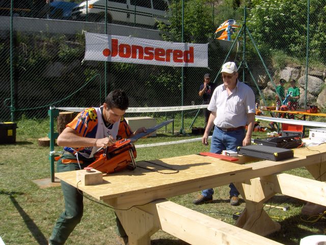 foto delle spettacolari gare dei boscaioli Prova_12