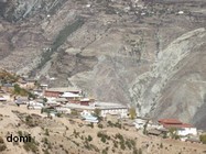 La Chine Sac au dos (4) : "Montagne Tibétaine de Deqin à Shangeri-La - Vol vers Lhassa" Villag10