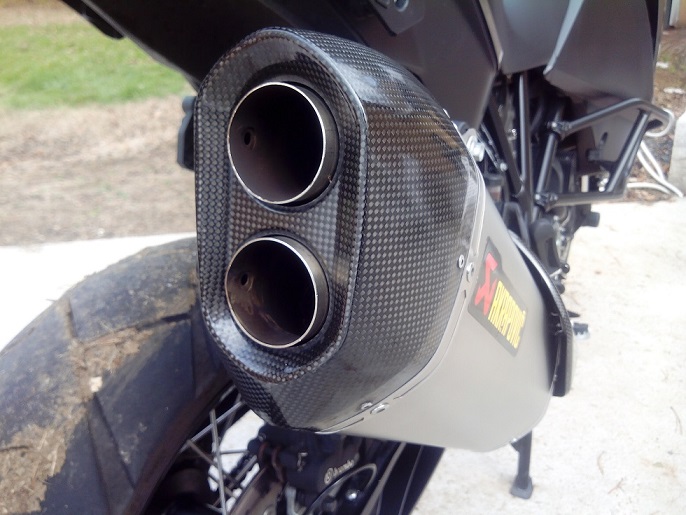 AKRAPOVIC ....... - Page 8 Img_2017