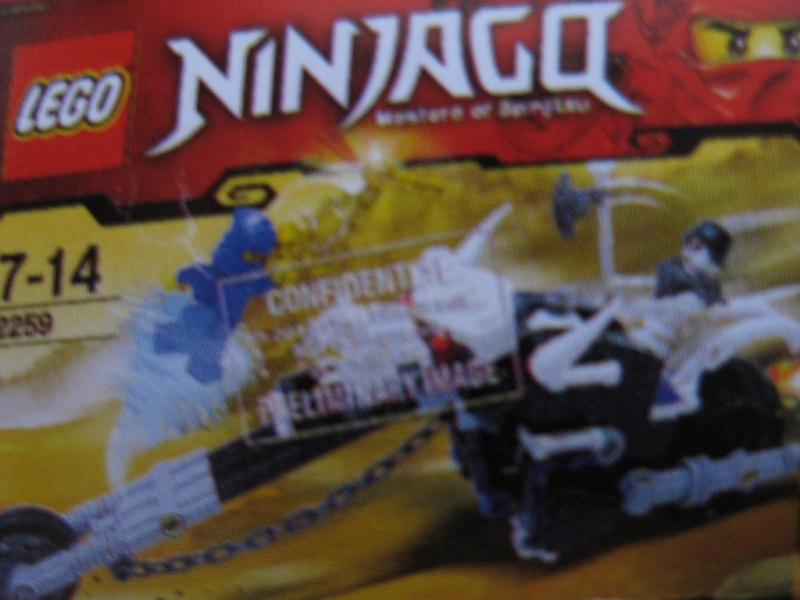Lego Ninjago 2011 (povratak na tematiku ninji) N810