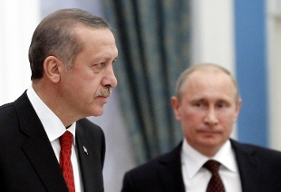Turchia: "Abbiamo prove che la russia commercia petrolio ISIS"  310x0_10