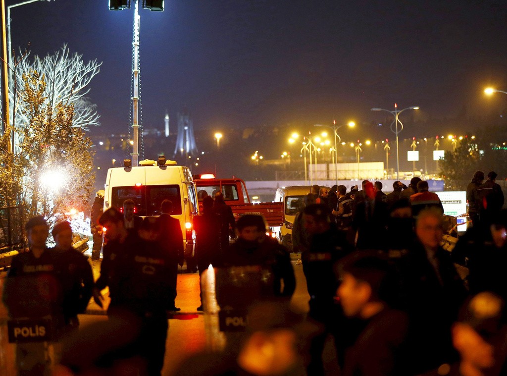 Istanbul, esplosione in metrò - "E' stata una Bomba" Img10210