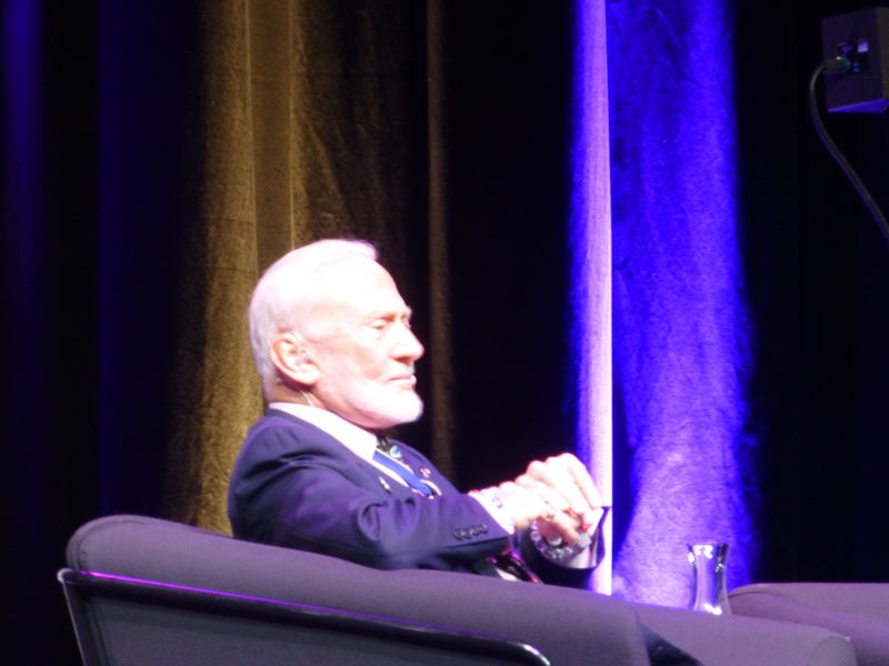 Buzz Aldrin et Alexeï Leonov à Lausanne le 13 novembre 2015. SwissApollo. 13512