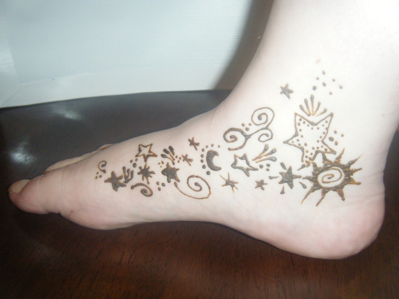 Henna challenge: feet Dscf3710