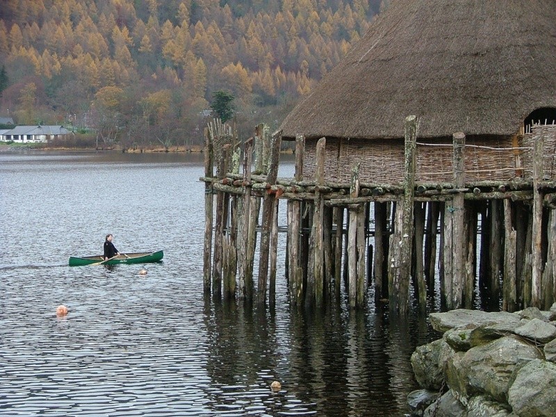 Scottish story 3: Crannog? 20483710