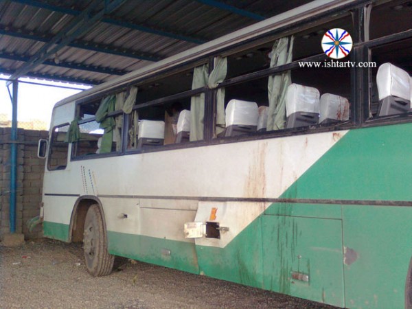 صور جديدة لحافلات طلبة بخديدا التي استهدفت من قبل الارهابين والقتلى المجرمين 137