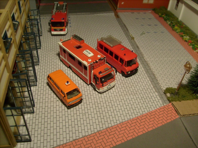Umbau 1:87 Einsatzleitwagen ELW 2 auf Mercedes Benz Atego - Seite 3 S7300410