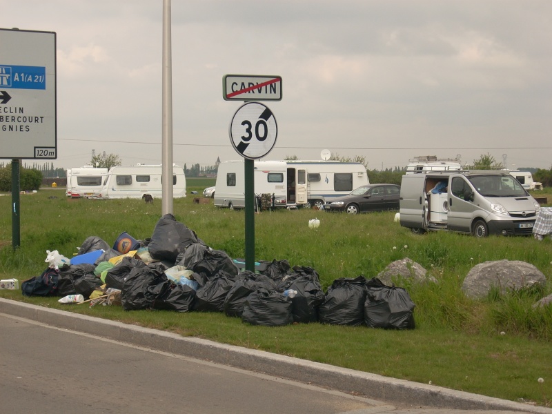 la ville de carvin au bord de l'insalubrité à cause de la mauvaise gestion du stationnement des gens du voyage Ordure10