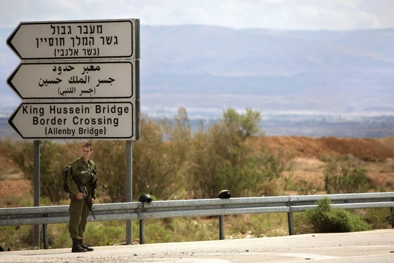 التطبيع المغربي الإسرائيلي قد يخدم القضية الفلسطينية أكثر من أي وقت مضى  - صفحة 9 Border10