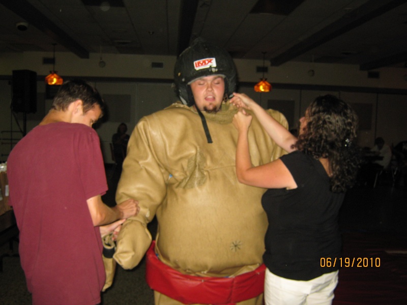 Sumo Wrestling at the Stag & Doe LOL ... No not Me LOL Img_1511