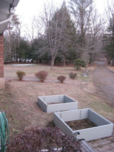 CT Square-foot gardening March10