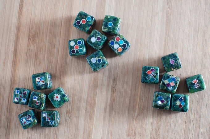 DICE : Collections de dés JDR : modèles, conseils, adresses - Page 6 Machup10