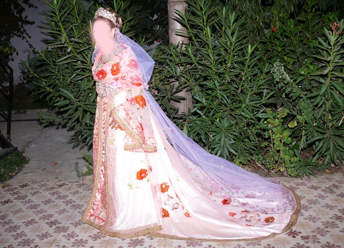  القفطان المغربي الرائع للعروس Nsaaya23