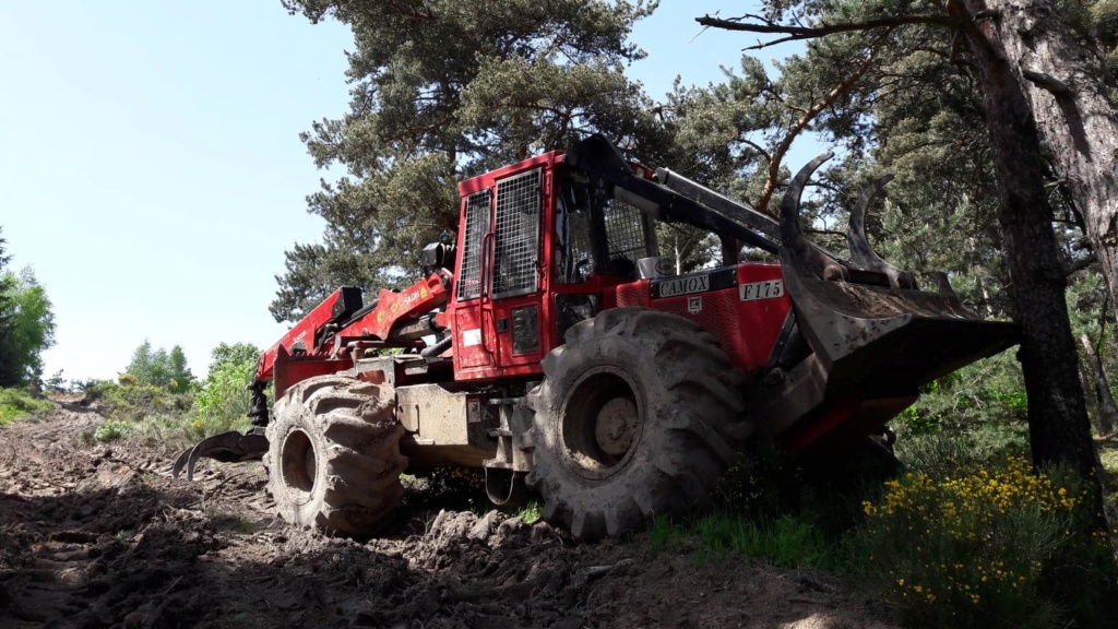 Tracteur et materiel FORESTIER - Page 21 Receiv12