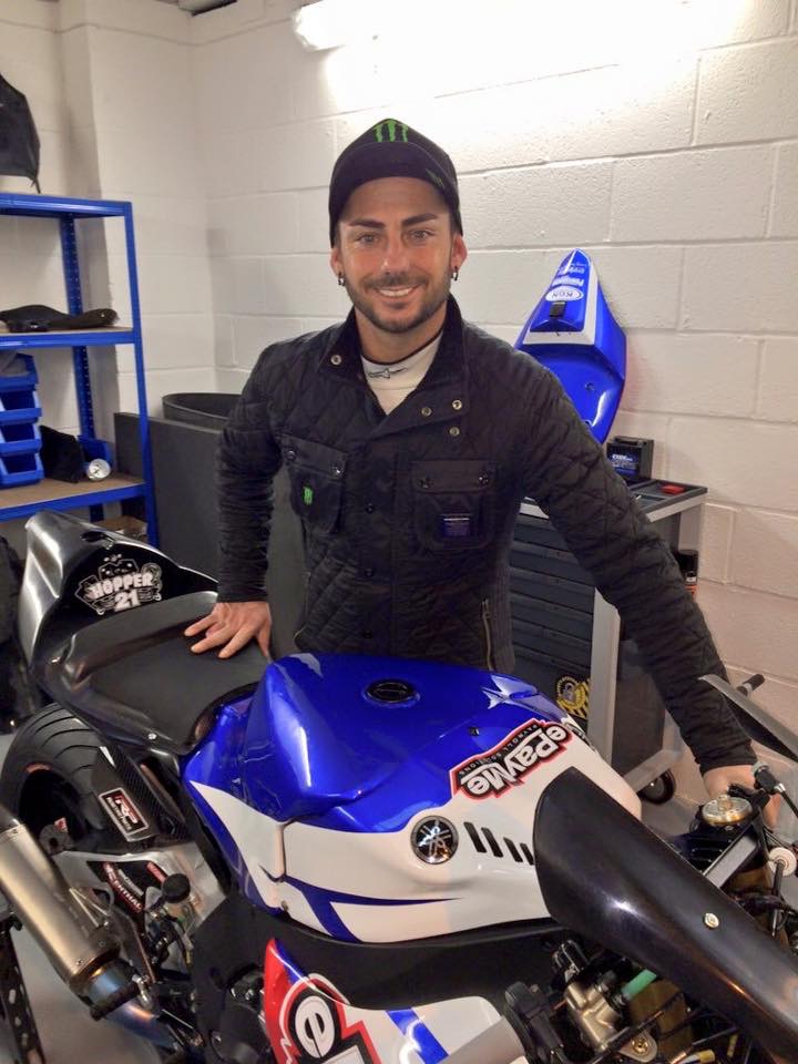 Yamaha R1 et R1M Crossplane 2015 ( sujet numero3 ) - Page 2 Image53