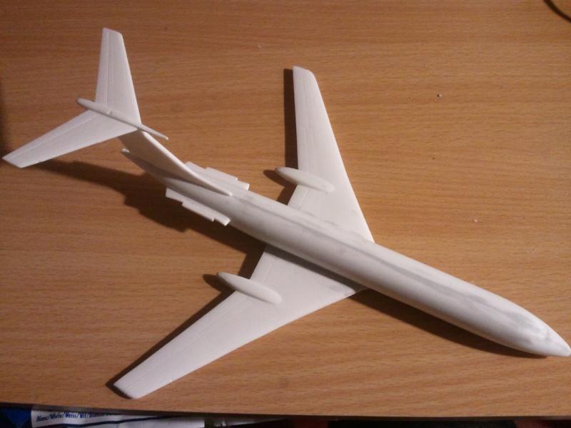 Tu 134 Interflug au 1/144 de AZ model Photo010
