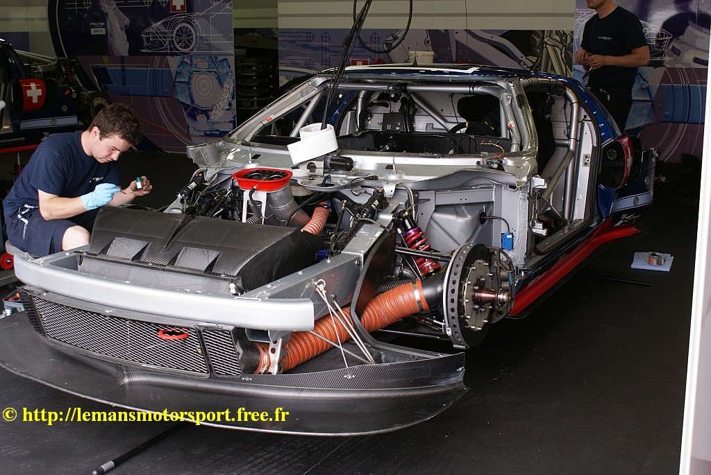 #1 : Ford GT1 Marc VDS - Page 2 Dsc05610