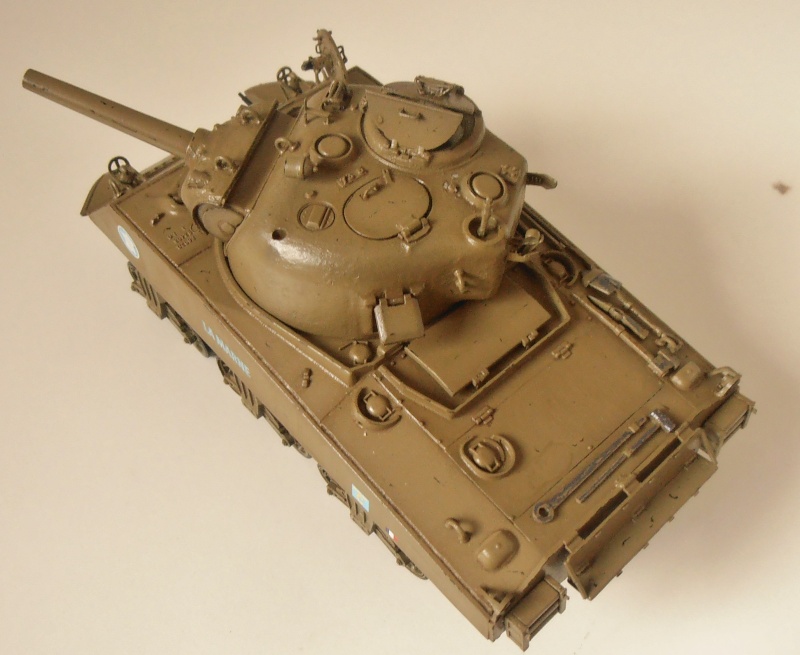 Sherman M4 105 mm " La Marne " 2 eme DB Pb260911