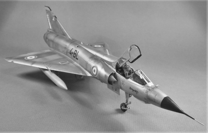 Mirage IIIE Kinetic 1/48 0911