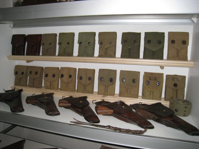 Pochette pour chargeurs de Colt 1911 et 1911 A1. Img_0213