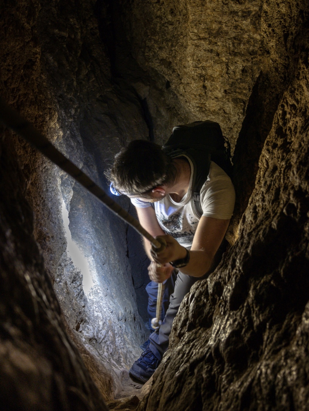 Exploration d’une grotte au cours d’une rando 6dc53d10