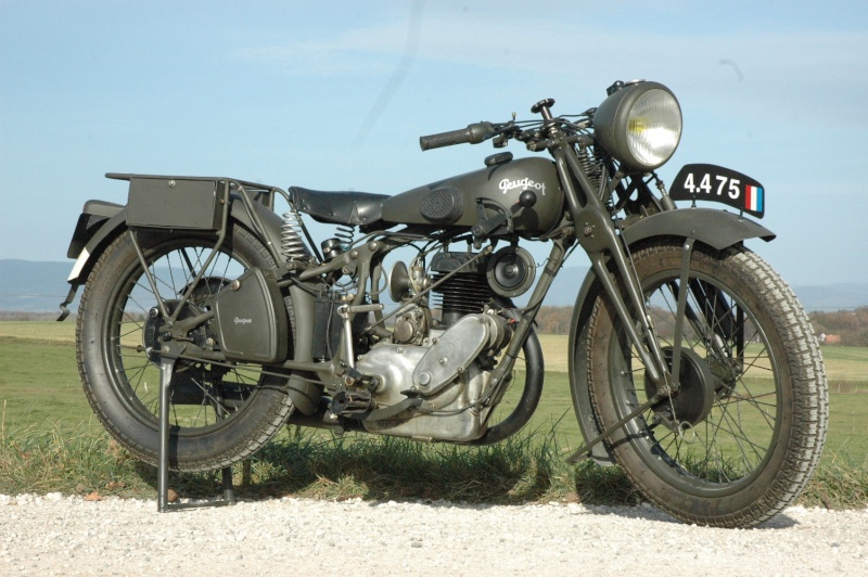 LES VEHICULES MILITAIRES PEUGEOT - Page 6 Po8_mi11