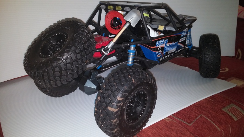 axial rr10 bomber VENDU ET VIVE LE GELANDE 2  2016-014