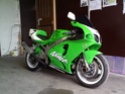 un jeunot de l'ouest - Page 2 Zx7r_p20