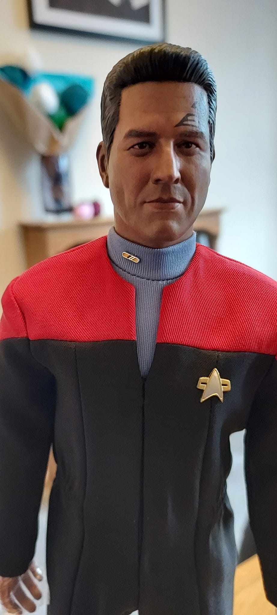 Exo-6 : Star Trek Voyager - Commander Chakotay 1/6 Scale 33635310