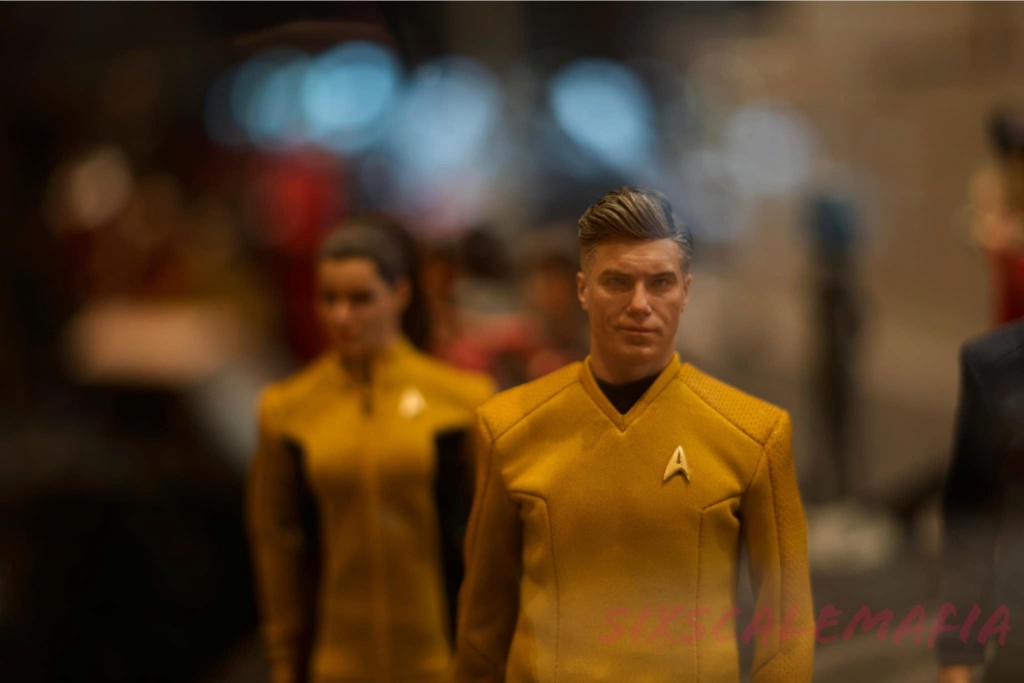 Exo-6 : Star Trek Strange New Worlds - Captain Christopher Pike 1/6 Scale 36227510